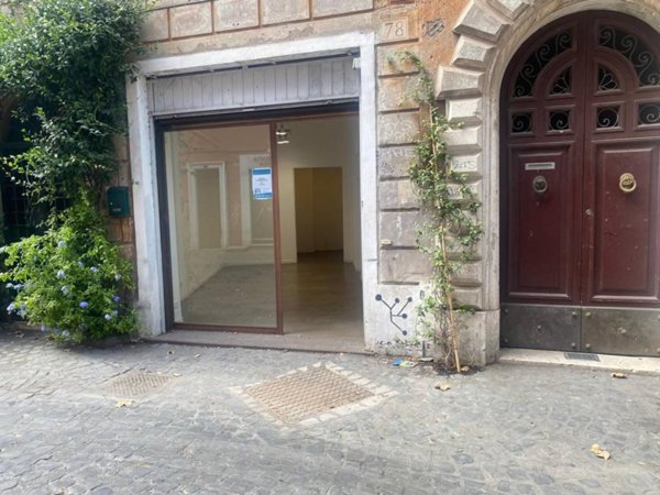 negozio in affitto a Roma in zona Trastevere