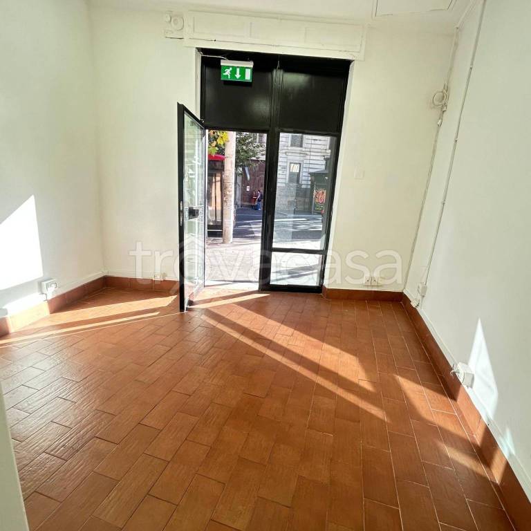 negozio in affitto a Roma in zona Esquilino