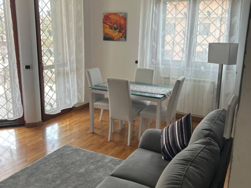 appartamento in affitto a Roma in zona Sette Bagni