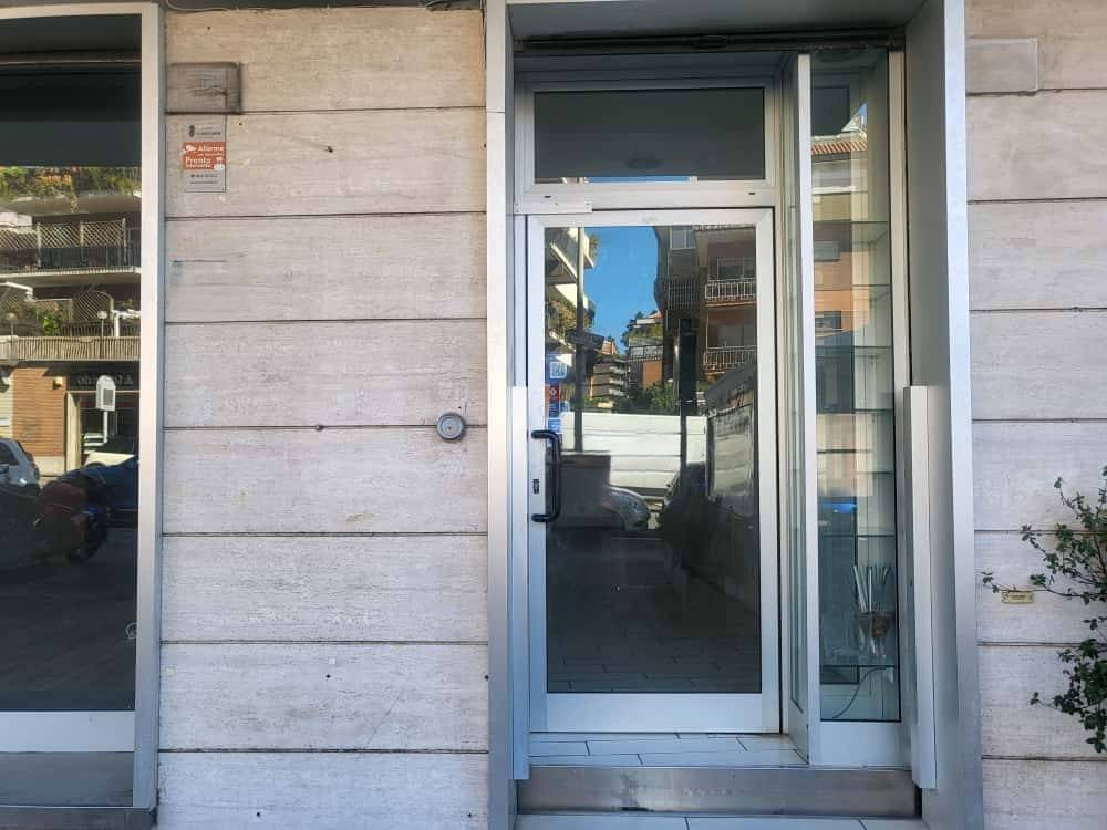 negozio in affitto a Roma in zona Flaminio