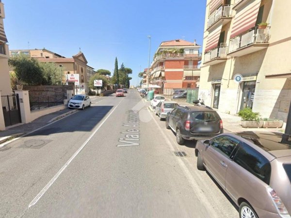 negozio in affitto a Roma in zona Alessandrino