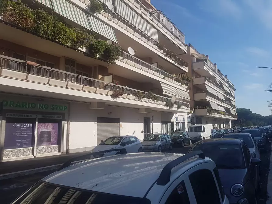negozio in affitto a Roma in zona Ostia