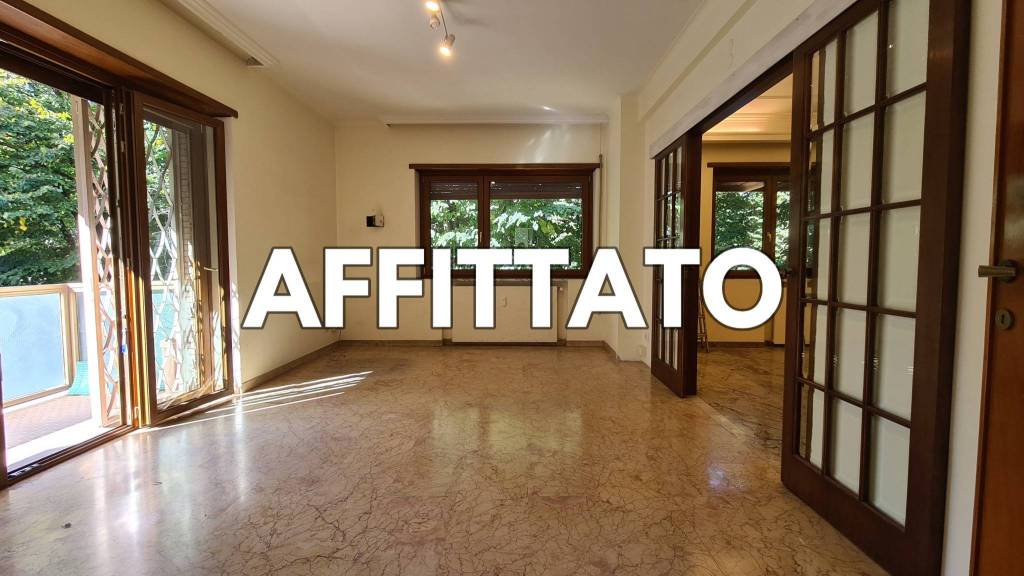 ufficio in affitto a Roma in zona EUR