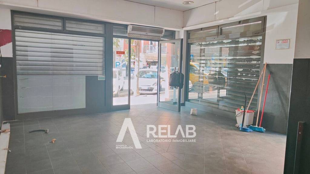 negozio in affitto a Roma in zona Portuense