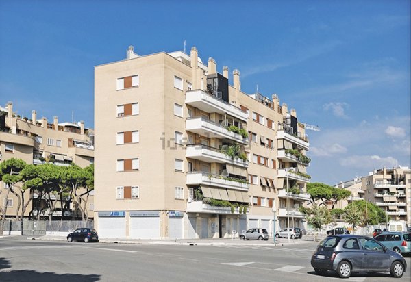 locale commerciale in affitto a Roma in zona Ostiense