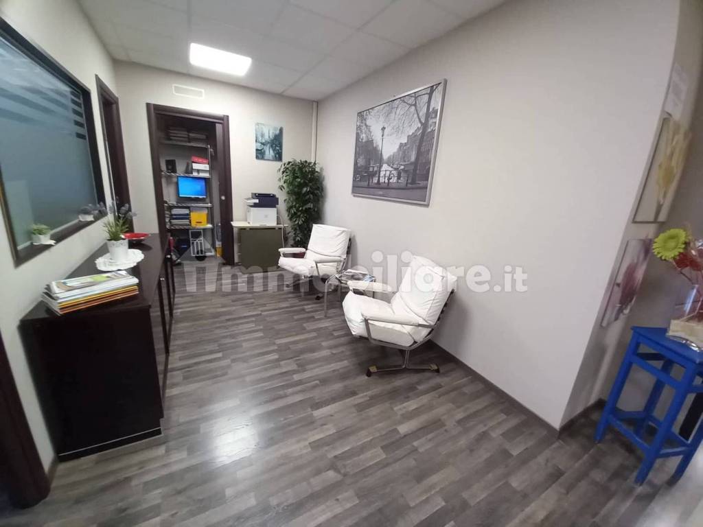 ufficio in affitto a Roma in zona Romanina