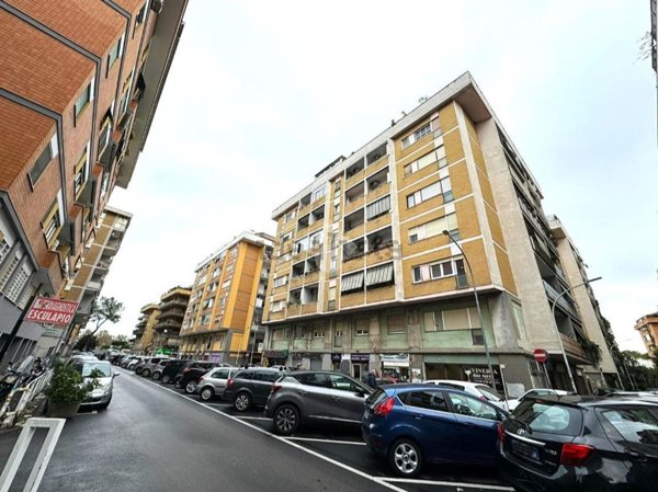 locale commerciale in affitto a Roma in zona Portuense