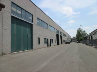 locale commerciale in affitto a Roma in zona Sette Bagni