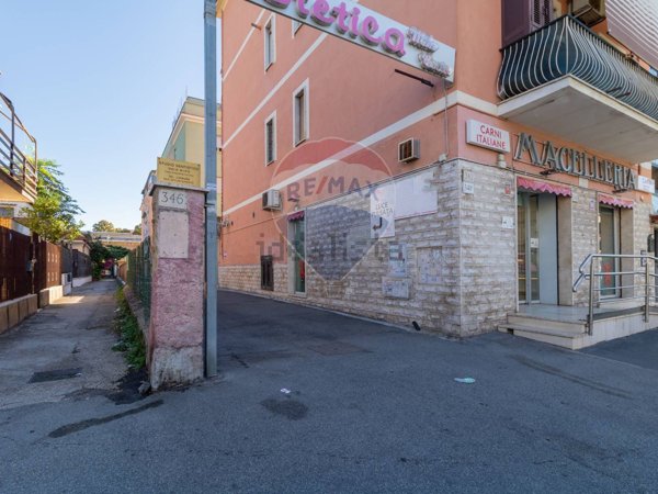 negozio in affitto a Roma in zona Alessandrino