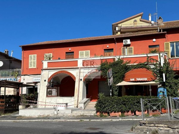 negozio in affitto a Roma in zona Tor di Quinto