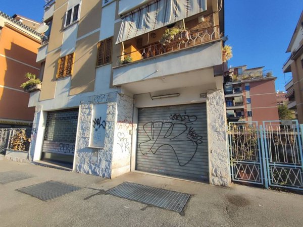 negozio in affitto a Roma in zona Alessandrino