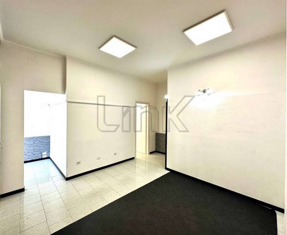 negozio in affitto a Roma in zona Torrevecchia