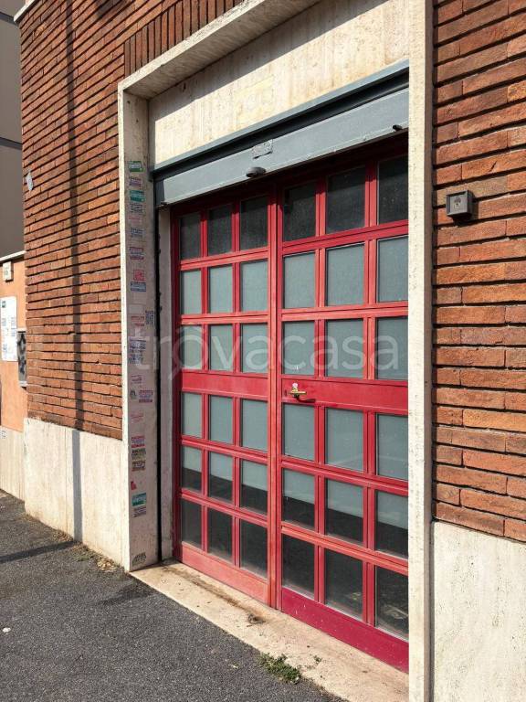 locale commerciale in affitto a Roma in zona Gianicolense