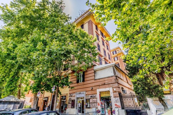 locale commerciale in affitto a Roma in zona Gianicolense