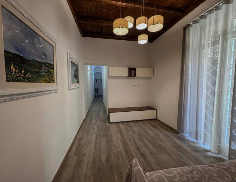 appartamento in affitto a Roma in zona Trevi-Colonna