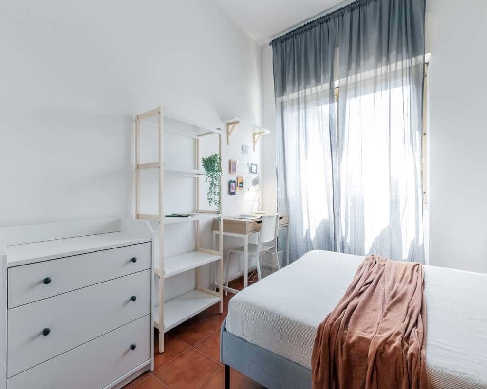 negozio in affitto a Roma in zona Mostacciano