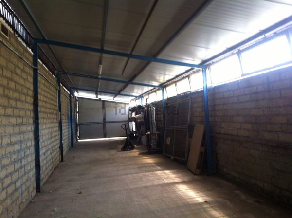 locale di sgombero in affitto a Roma in zona Borghesiana