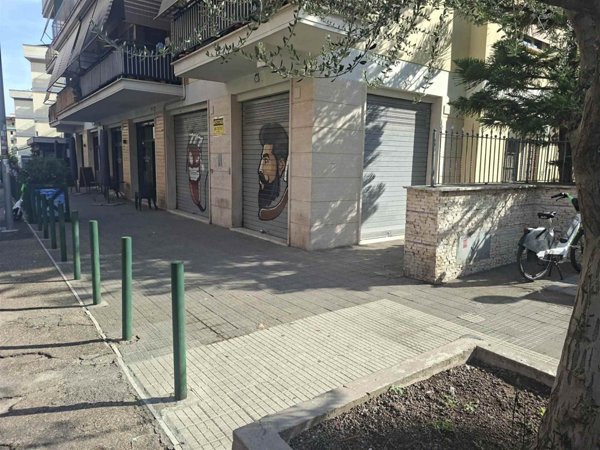 negozio in affitto a Roma in zona Torre Maura