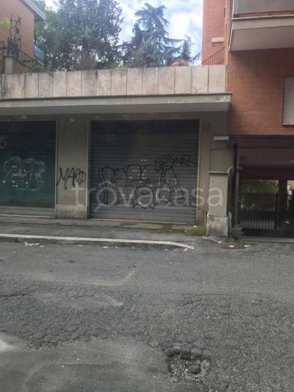 negozio in affitto a Roma in zona Salario