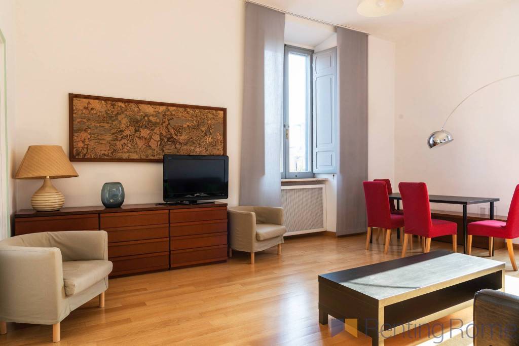 appartamento in affitto a Roma in zona Pigna - Sant'Angelo