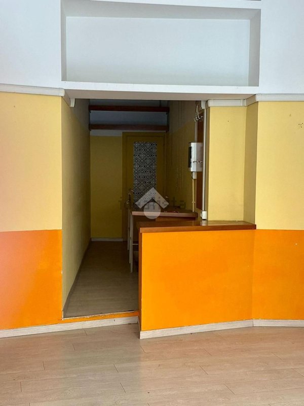 negozio in affitto a Roma in zona Tor di Quinto