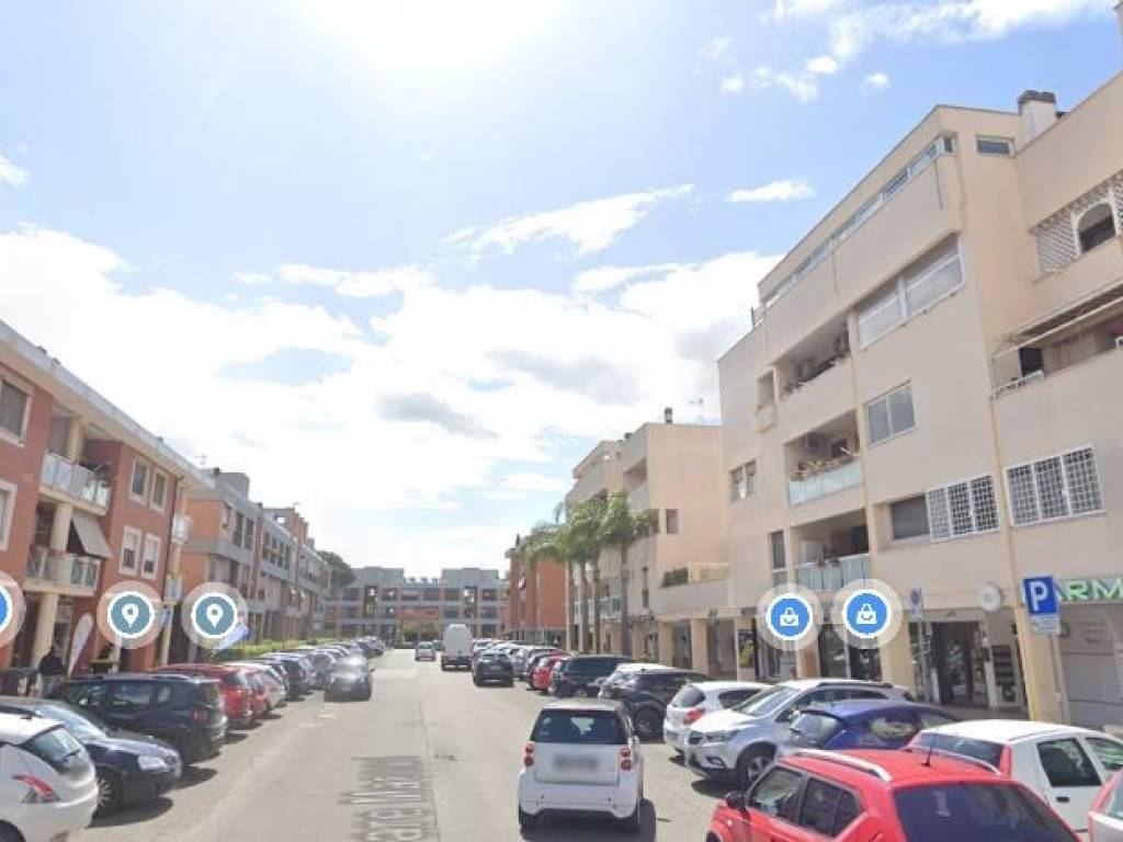 negozio in affitto a Roma in zona Acilia