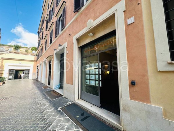 negozio in affitto a Roma in zona Campo Marzio