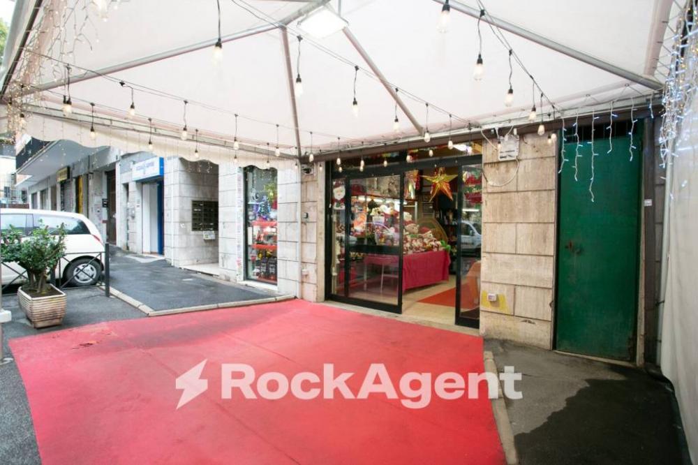 negozio in affitto a Roma in zona Collatino