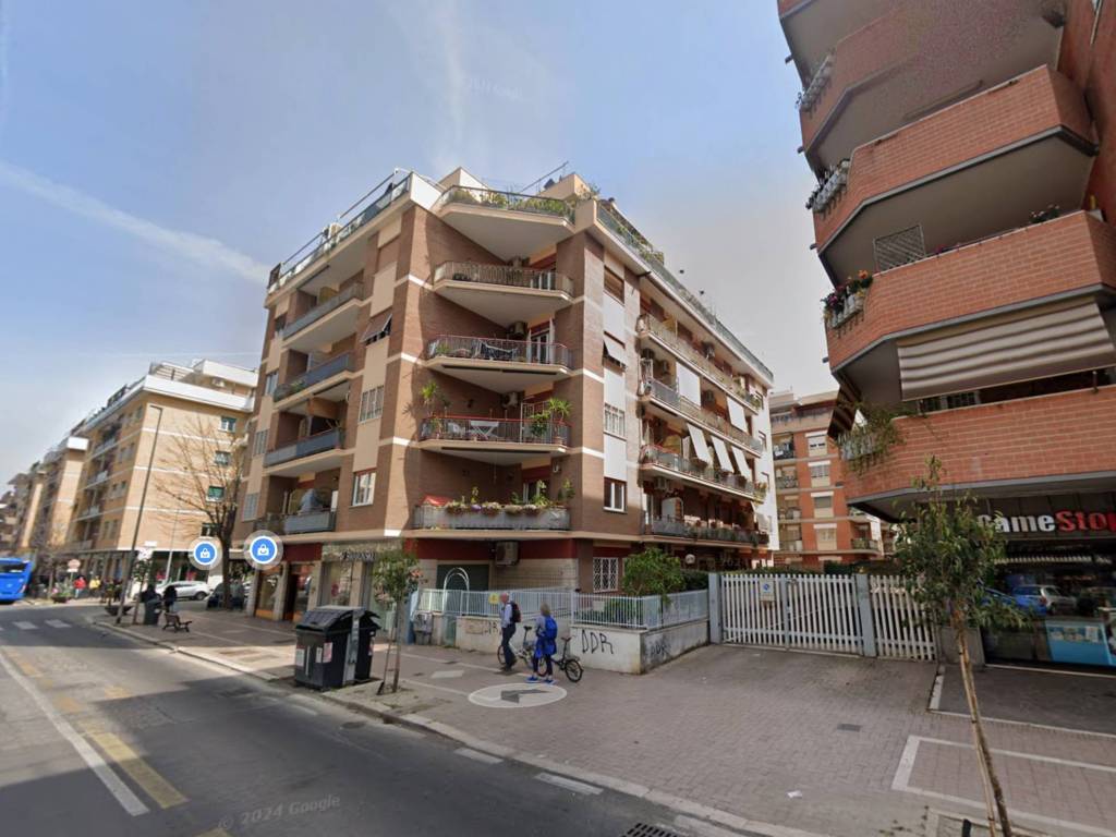 ufficio in affitto a Roma in zona Ostia