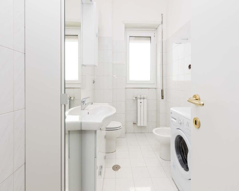 negozio in affitto a Roma in zona Portuense