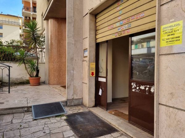 negozio in affitto a Roma in zona Trieste