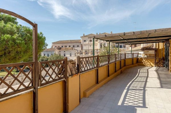 appartamento in affitto a Roma in zona Trevi-Colonna