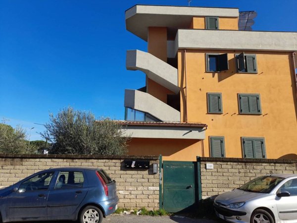 appartamento in affitto a Roma in zona Torre Angela