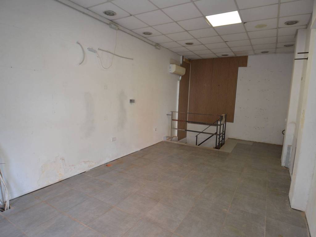 negozio in affitto a Roma in zona Monte Sacro/Talenti