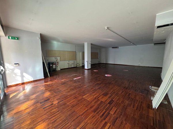 locale commerciale in affitto a Roma in zona Ostia