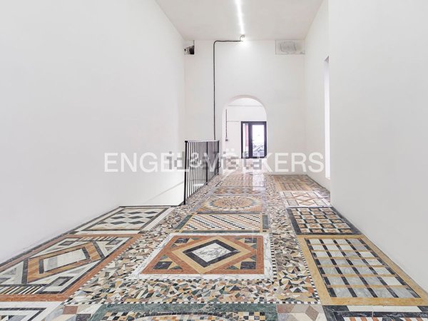 locale commerciale in affitto a Roma in zona Campo Marzio