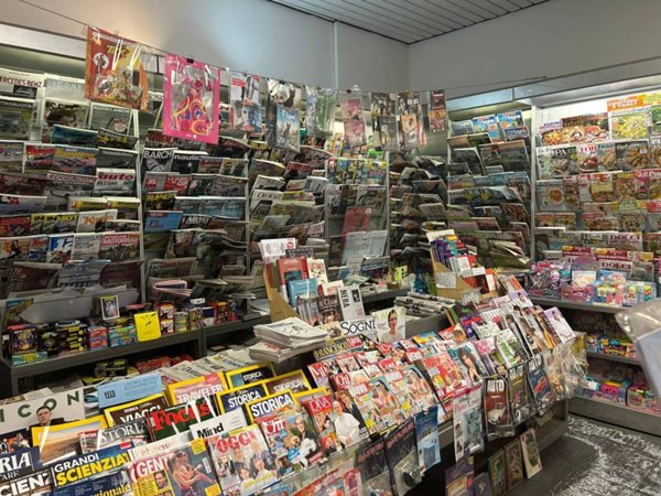 negozio in affitto a Roma in zona Appio Latino