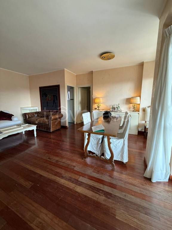 appartamento in affitto a Roma in zona Tomba di Nerone