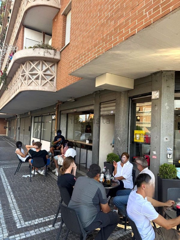 negozio in affitto a Roma