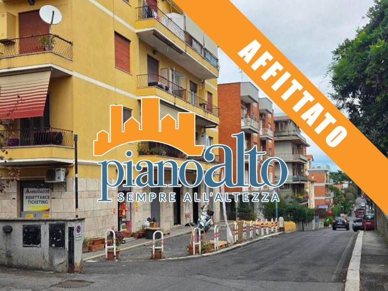 negozio in affitto a Roma in zona Tomba di Nerone