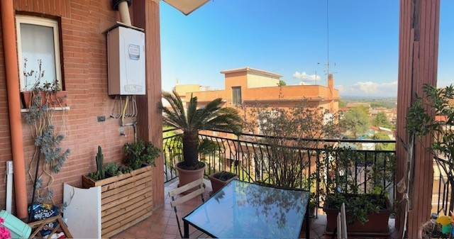 appartamento in affitto a Roma in zona Torrione Cerquetta