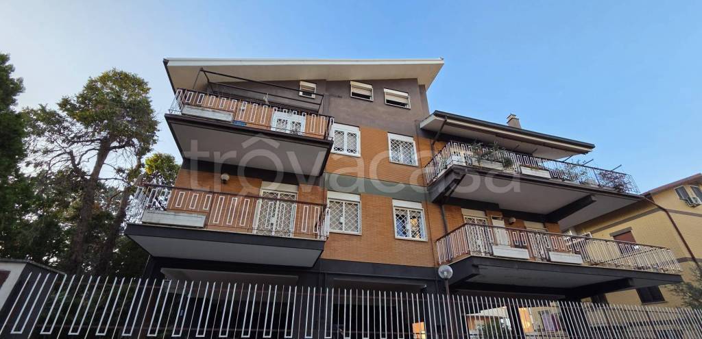 appartamento in affitto a Roma in zona Osteria del Curato