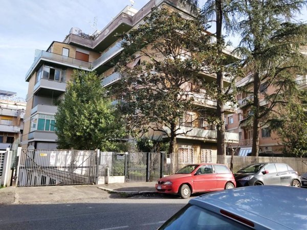 ufficio in affitto a Roma in zona Aurelio