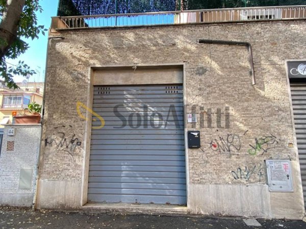 negozio in affitto a Roma in zona Vitinia