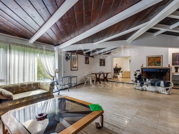 casa indipendente in affitto a Roma in zona Tor di Quinto