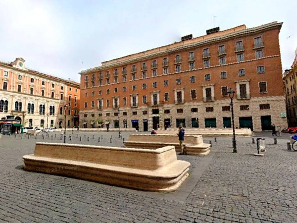 negozio in affitto a Roma in zona Campo Marzio