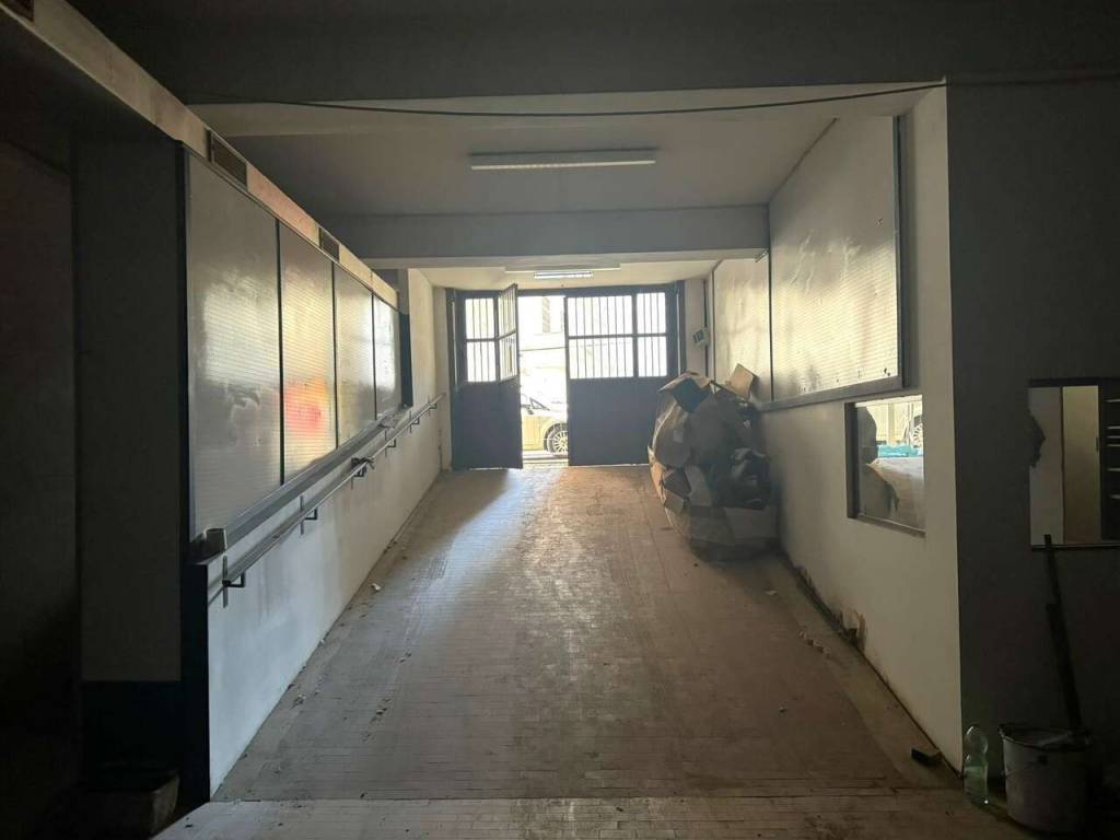 negozio in affitto a Roma in zona Nomentano