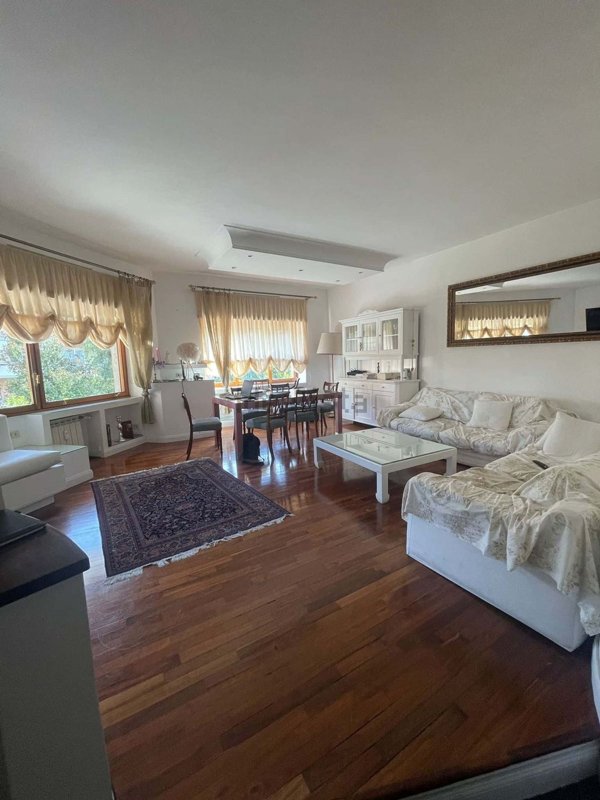 appartamento in affitto a Roma in zona Mostacciano