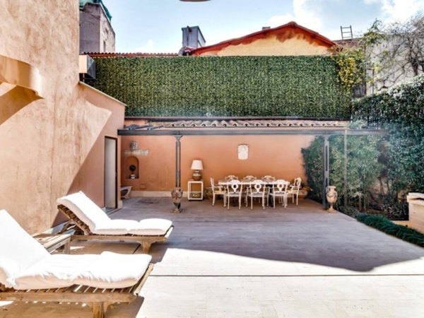 casa indipendente in affitto a Roma in zona Trastevere