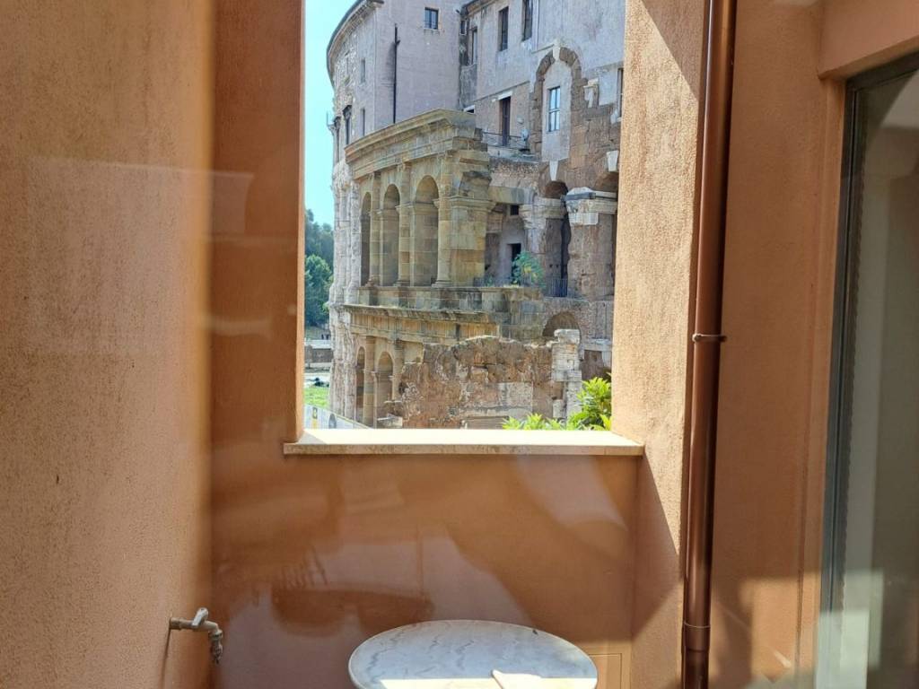 appartamento in affitto a Roma in zona Campo Marzio
